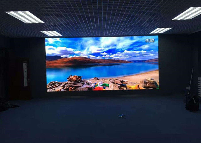 لابی هتل P4 نمایش تبلیغات داخلی LED، 400W پانل های ویدئویی LED 4 متری مشاهده فاصله تامین کننده