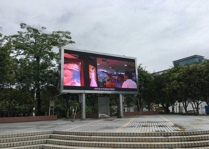 چین نمایش تبلیغات تجاری در فضای باز LED صفحه نمایش ویندوز 7 8 10 سیستم عامل کارخانه